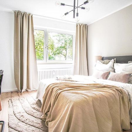 Homefy Feel-Good Apartment - Own Parking, Balcony And Garden Essen Luaran gambar