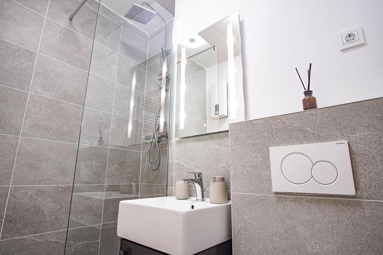 Homefy Feel-Good Apartment - Own Parking, Balcony And Garden Essen Luaran gambar